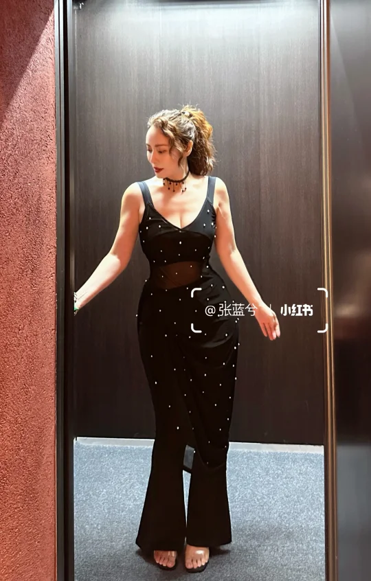 你喜欢我？呵，算你有品。