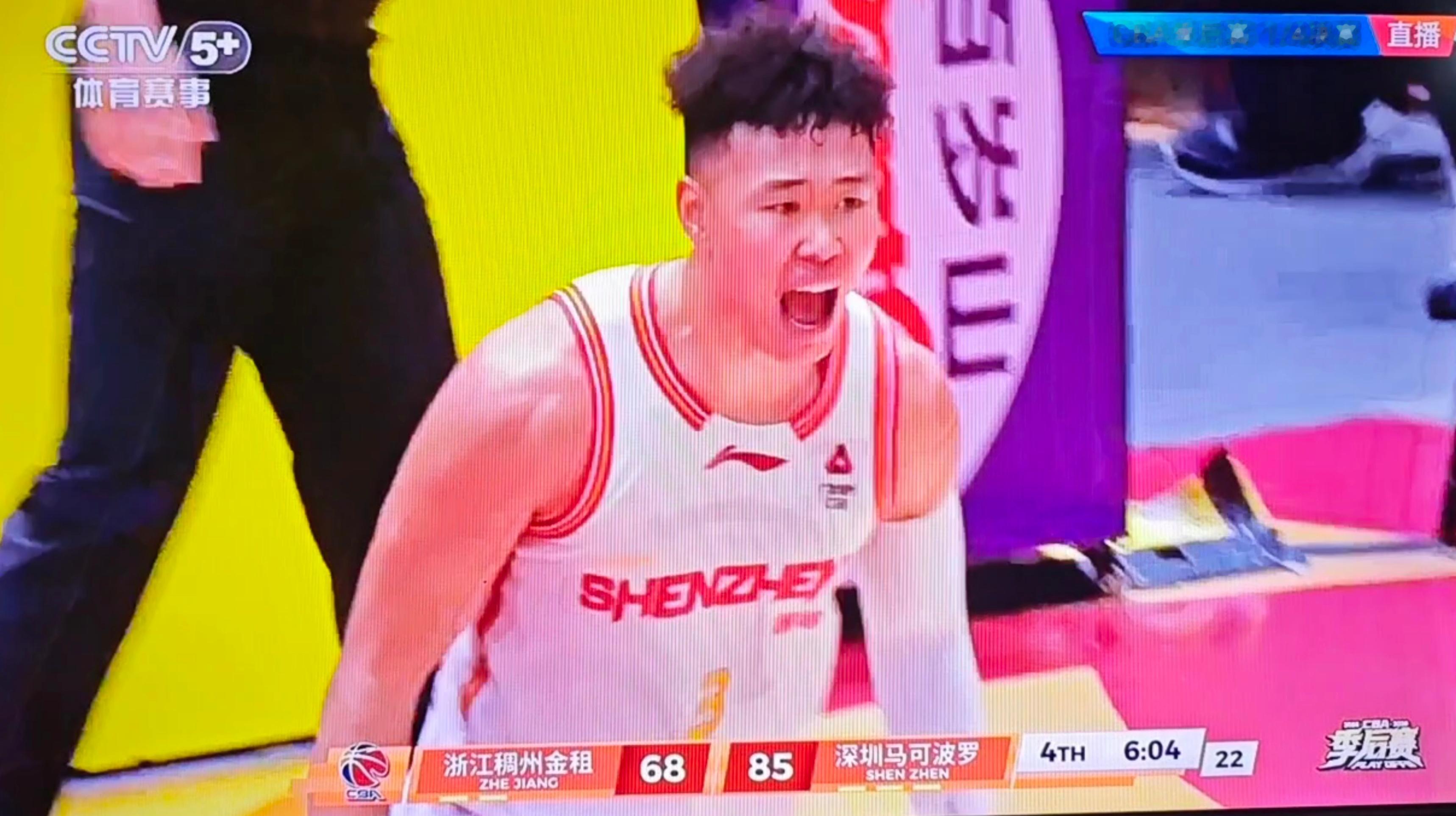 好久没看到CBA球员有比赛气质这么好的球员了，贺希宁真的强，脾气性格人品领导力都