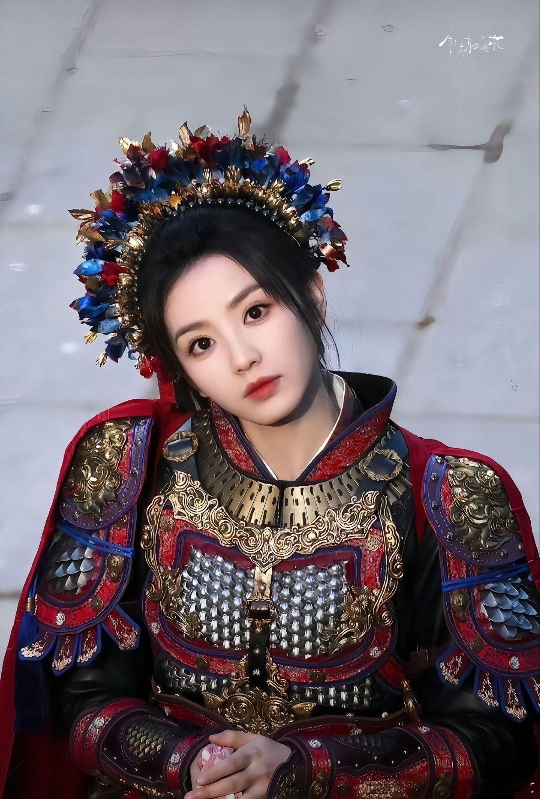 张凌赫田曦薇没有杀青合影给我一种虞姬和吕布的感觉， 感觉他们没有CP但是两个人待