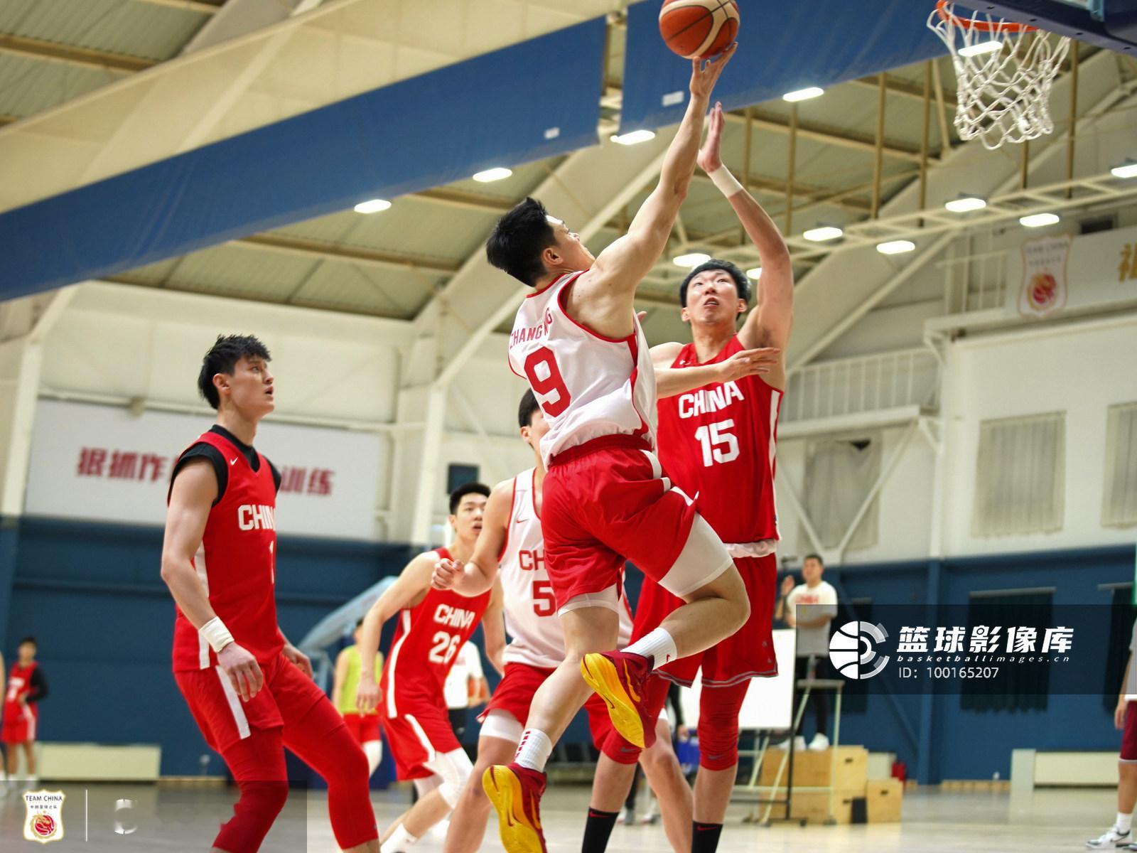 中国男篮预计在对阵韩国男篮赛前，11.26晚间在五棵松举行赛前发布会，同时进行公