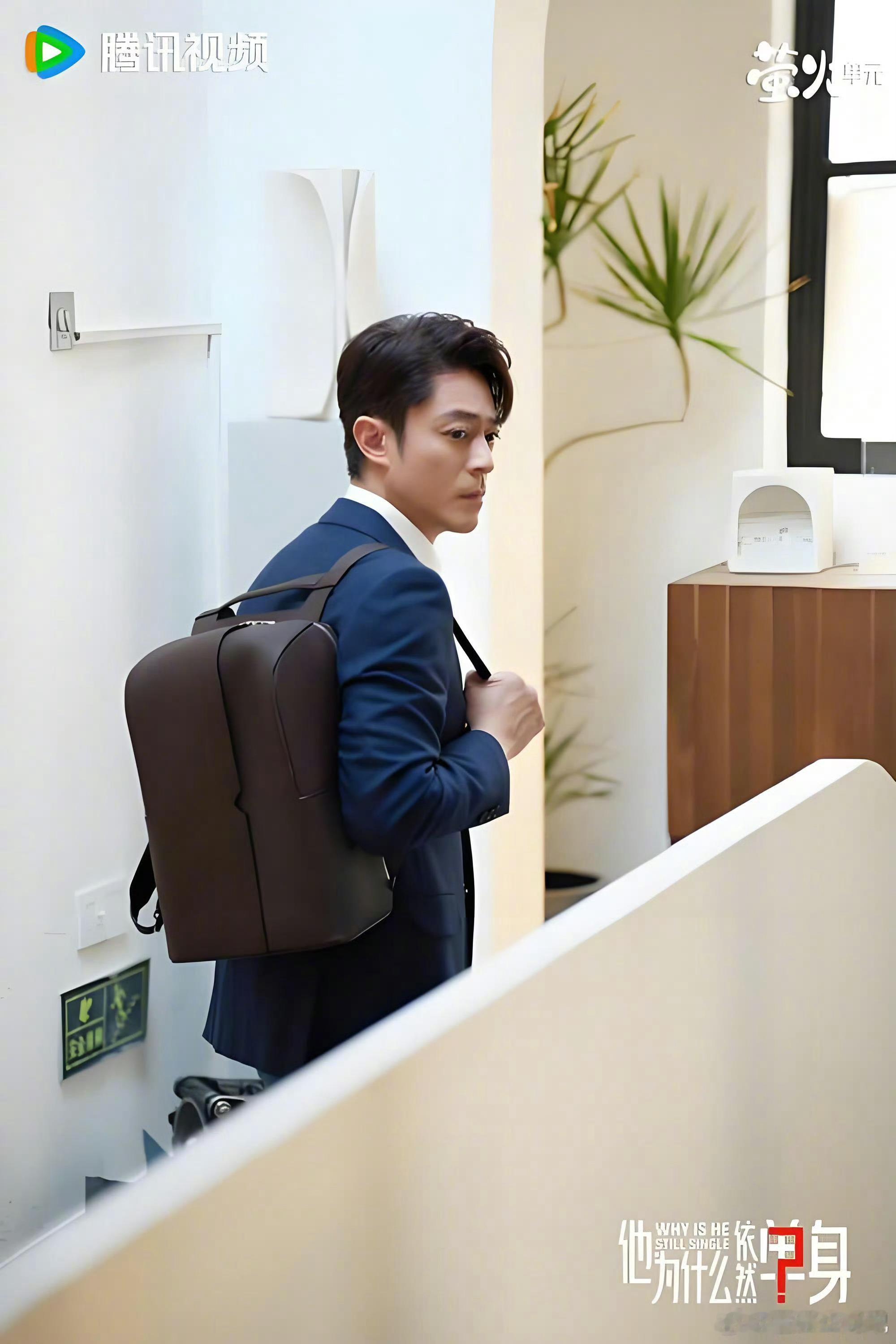 霍建华  没想过要换，霍迷一生很爱华哥。他的每个瞬间，都值得被好好放在心上来自霍