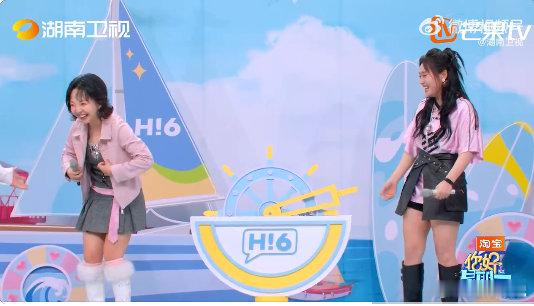 李嘉琦李雪琴互相伤害这一块儿你好星期六这对互怼搭档太会整活了！从穿搭聊到业务能力