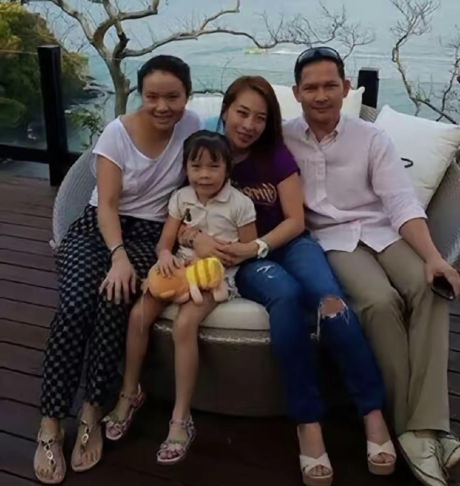 帕公主和男友这么恩爱，为什么这么多年不生养一个小孩。如果留下有一个小孩陪伴男友，