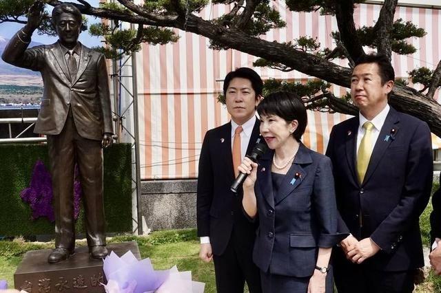 日本首相定了？高市早苗民调反超，结果自己把自己玩进去了9月26日，高市早苗以34