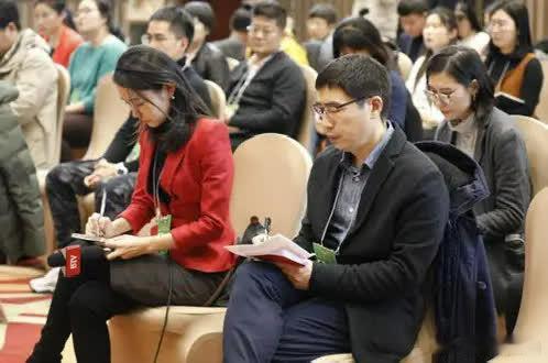 发现一个有特意思的事：伊朗展开反击后，对科威特、卡塔尔、阿联酋、巴林等国的美军基