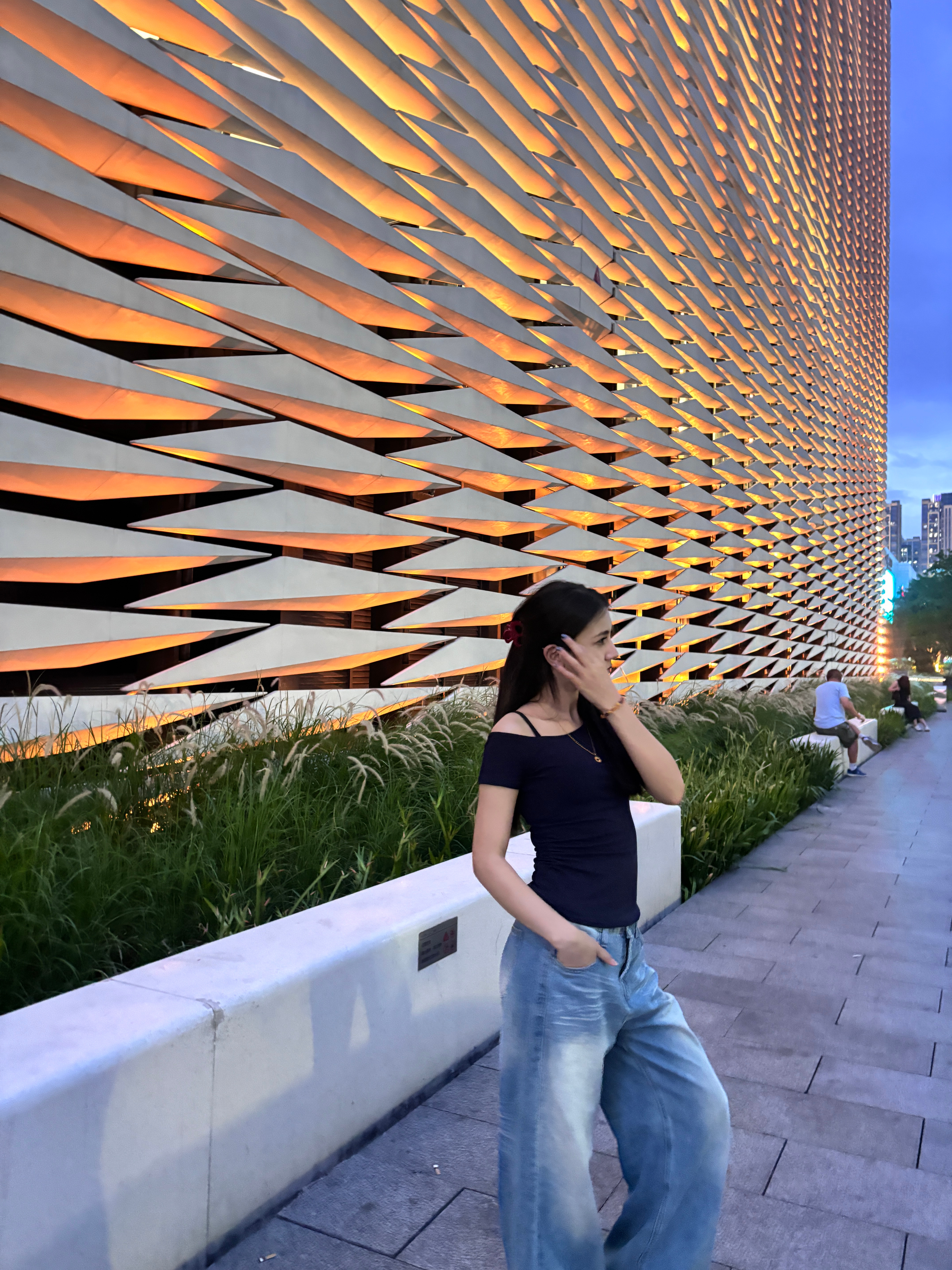 life goes on[二哈][二哈] ​​​