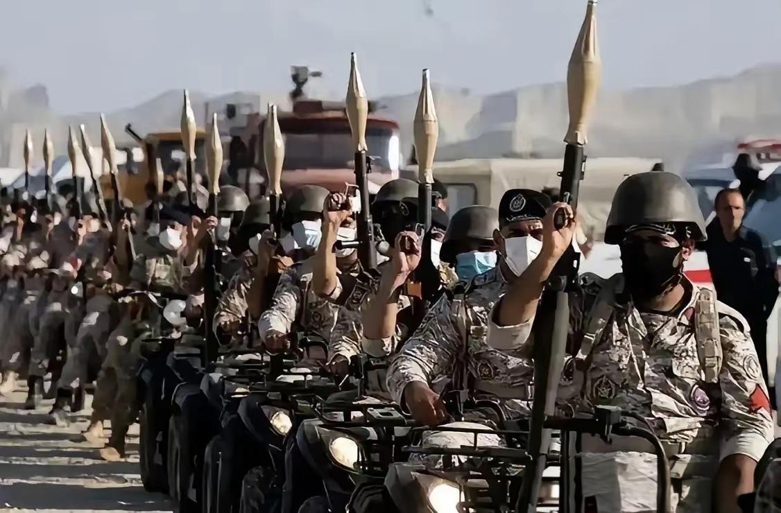 血的教训让伊朗人抛弃一切幻想！

太无耻了！特朗普公然违反国家法，明目张胆对他国