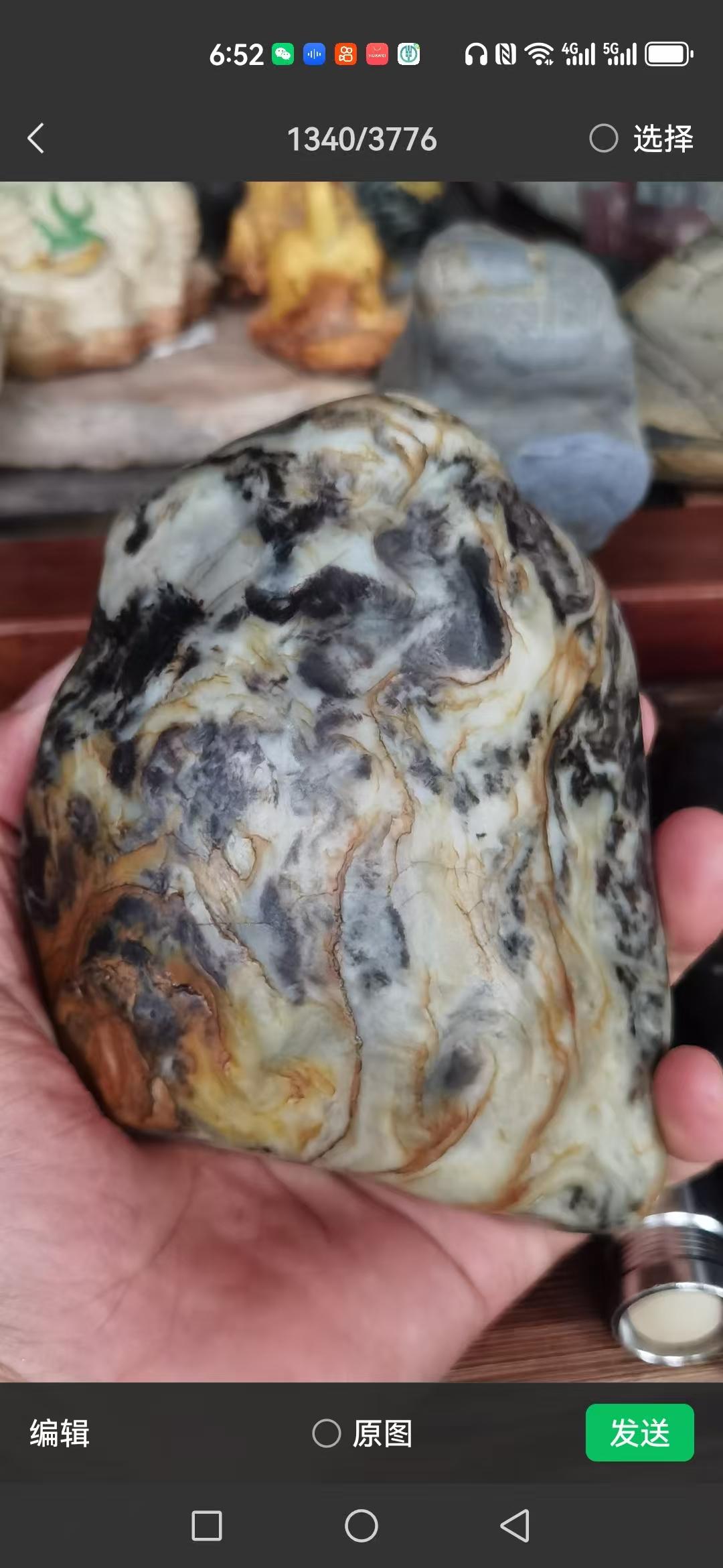 你收藏的奇石都有哪些?我喜欢收藏各种各样的奇石，在我收藏的奇石里面有很多种类：比