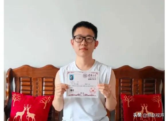 第一封清华大学录取通知书到了

对于恒一学子刘建池而言，7月13日是镌刻在人生旅