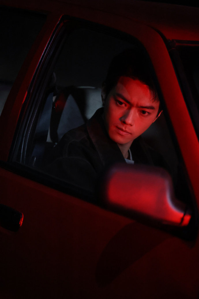 许凯的陈辉这日子坏端端更坏了 许凯演出了陈辉的复杂性 许凯演出了陈辉的复杂性，许