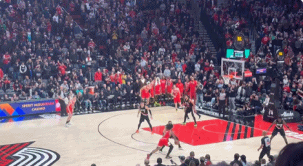 公牛上一个如此情形者莫不是老罗斯了