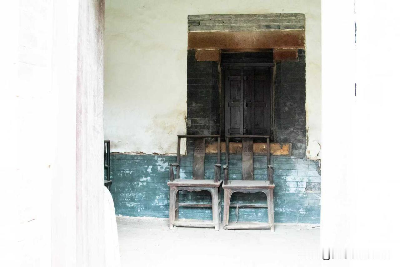 你问他年龄，纪中会说“喊爷爷就好了” 好色和贪财你俩就别粉饰了[比心]