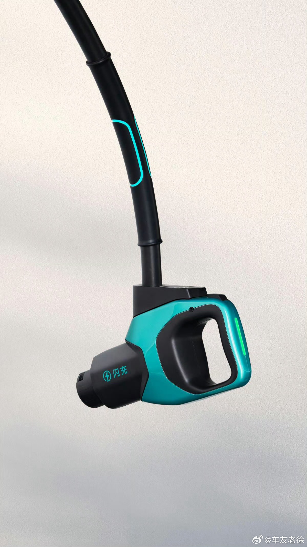 最近油价破9猛猛涨，看着燃油汽车车主真是心惊胆战，反而是现在新能源市场一片利好尤