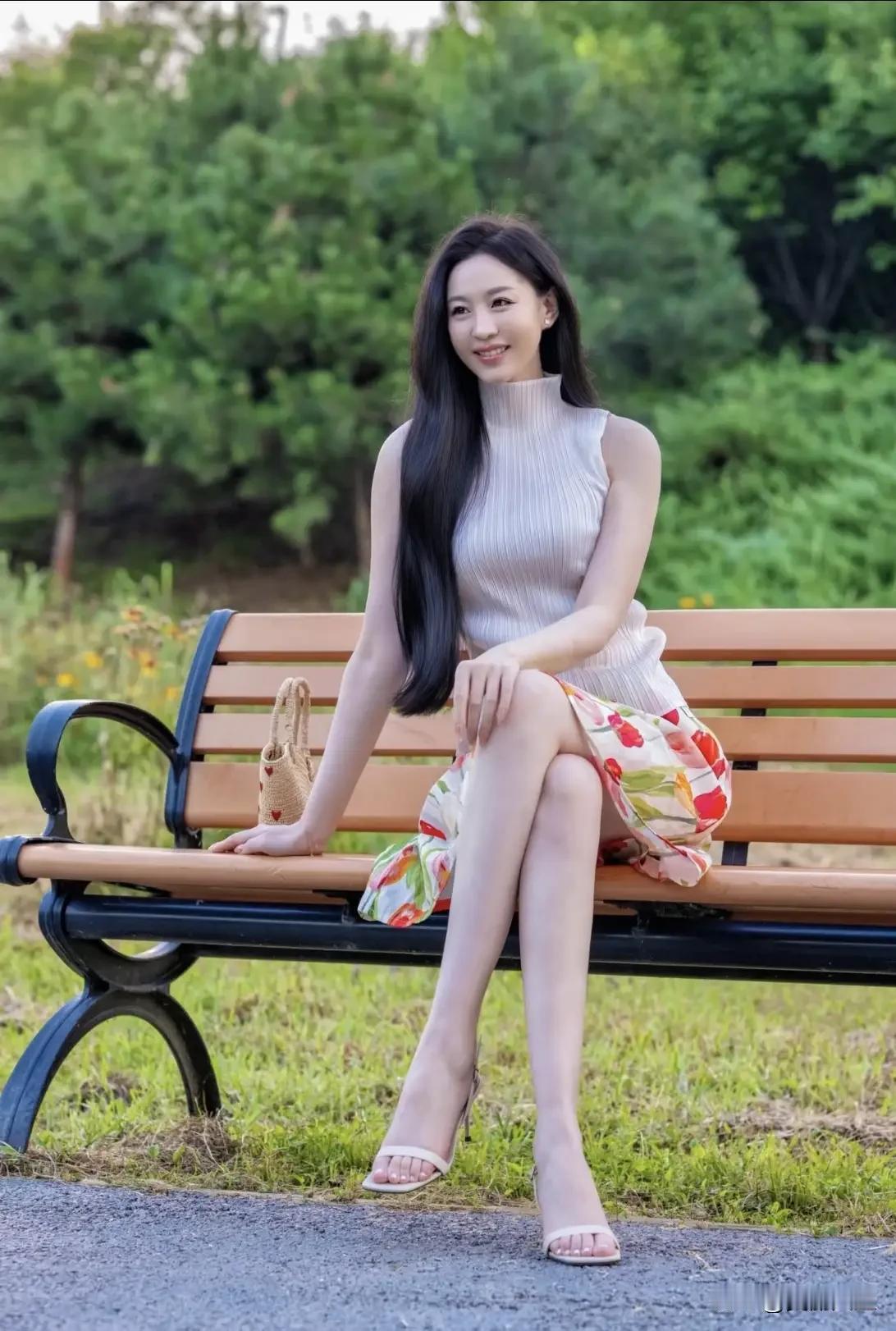 🎋🌿🎍来一场美丽的邂逅吧
我在这里等你呦