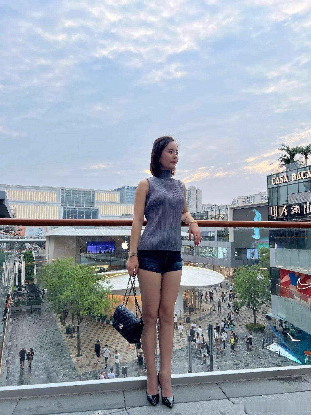 OOTD时尚穿搭今天穿什么ootd 短裤ootd 