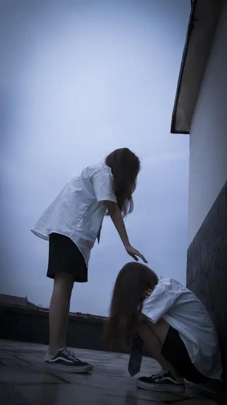 江西25岁徐女士因得知相恋8年的丈夫出轨一年多，崩溃大哭引发呼吸性碱中毒，出现手