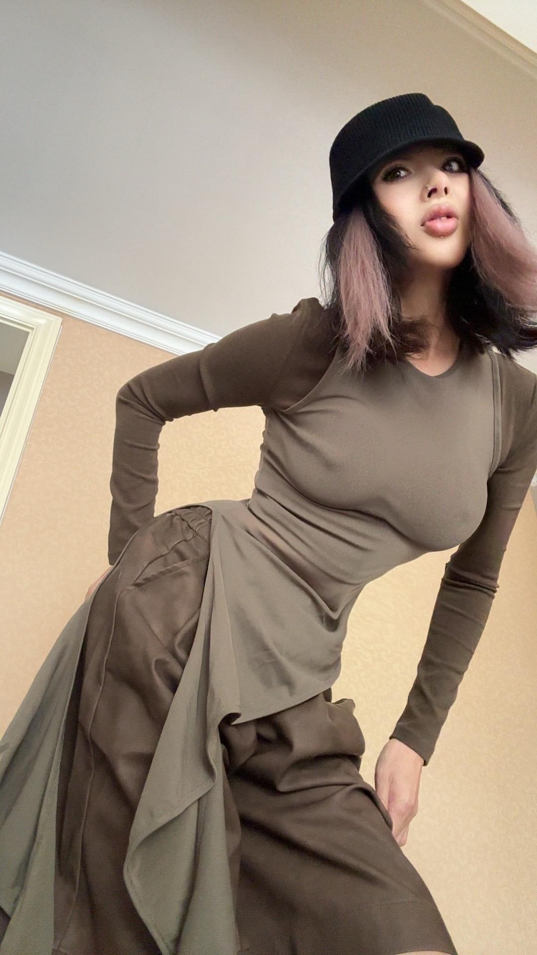 辣妹 今天穿什么 大长腿 美出高级感 时髦精