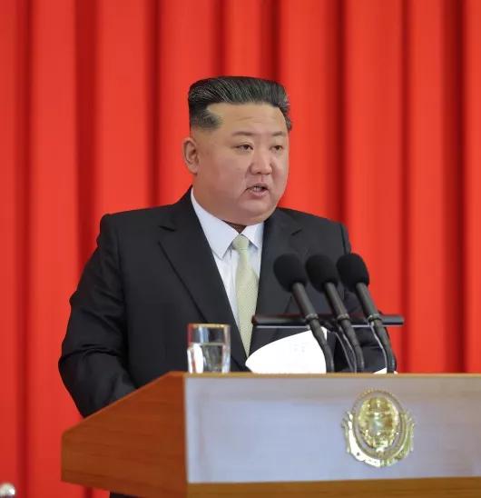 朝方明确对外关系定位，以自身安全为核心划定发展底线！2026年2月25日，朝鲜劳