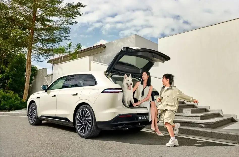 3⭕星途双车限时好价
星纪元ET是基于奇瑞E0X高性能电动平台打造，限时好价正期