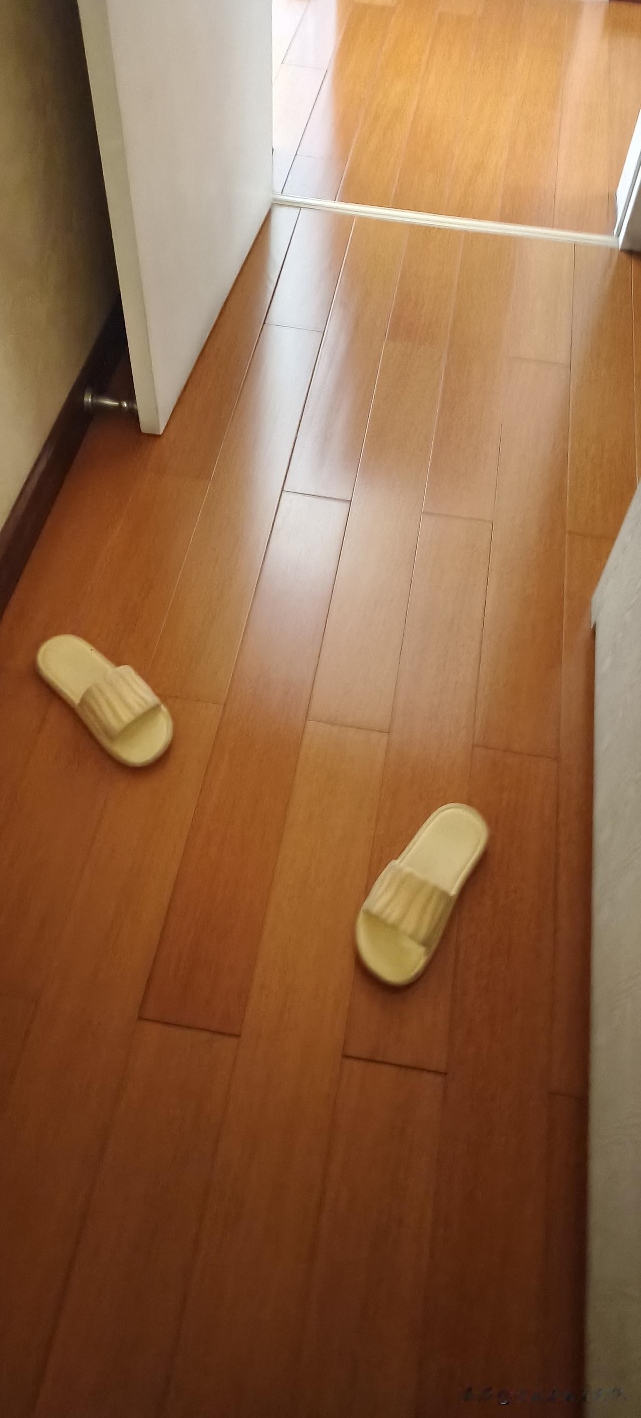 闺女辞职了，在家真好呀！刚退休的我终于不感觉闲的难受了。

早晨7点多出去跳一会