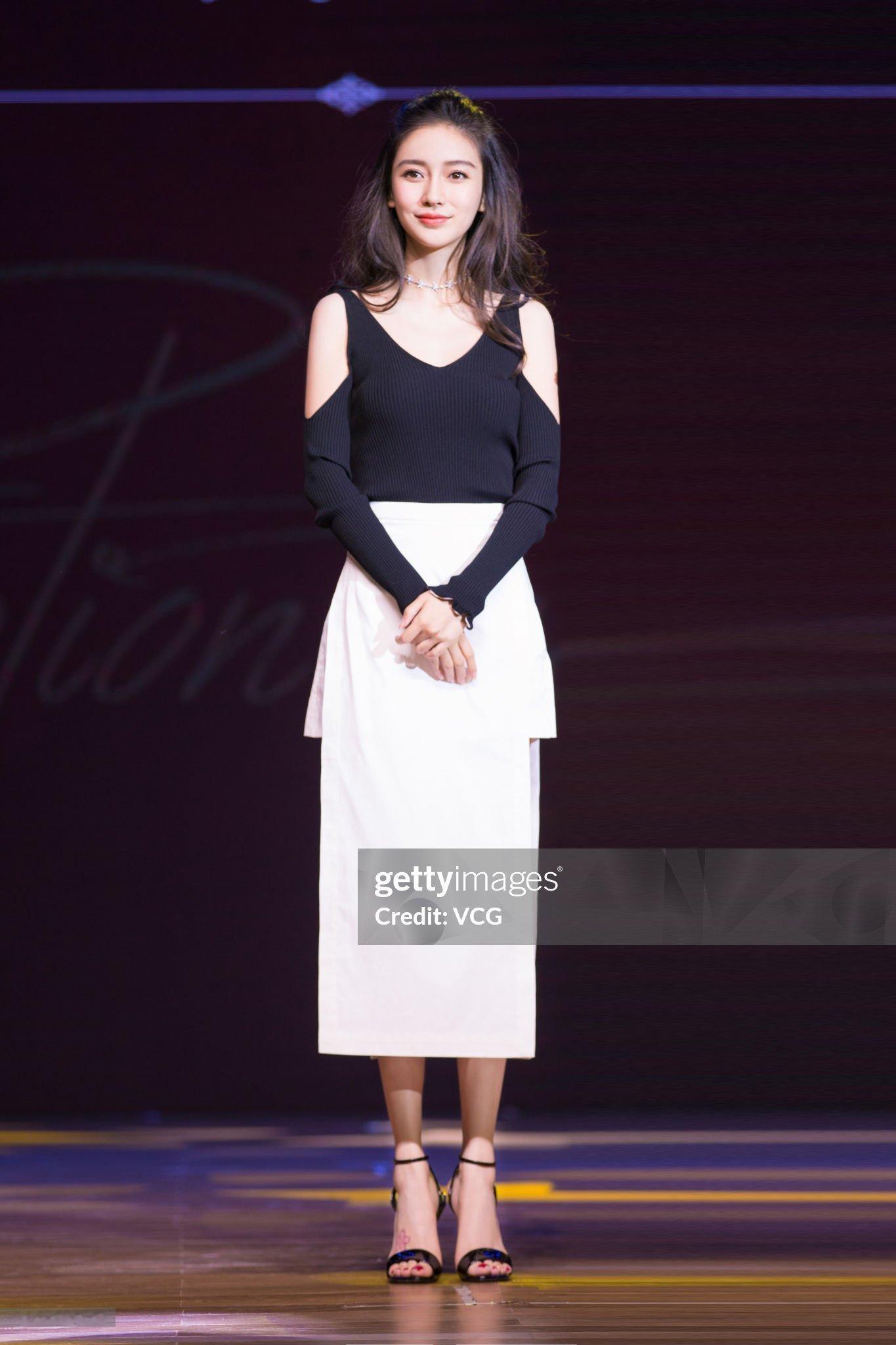 angelababy   在复制粘贴的时代，你是手写的诗