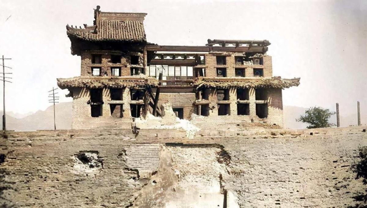 1920年日本间谍镜头下的山海关，那时这里纯净无资本痕迹，如今已无法再现当年的模