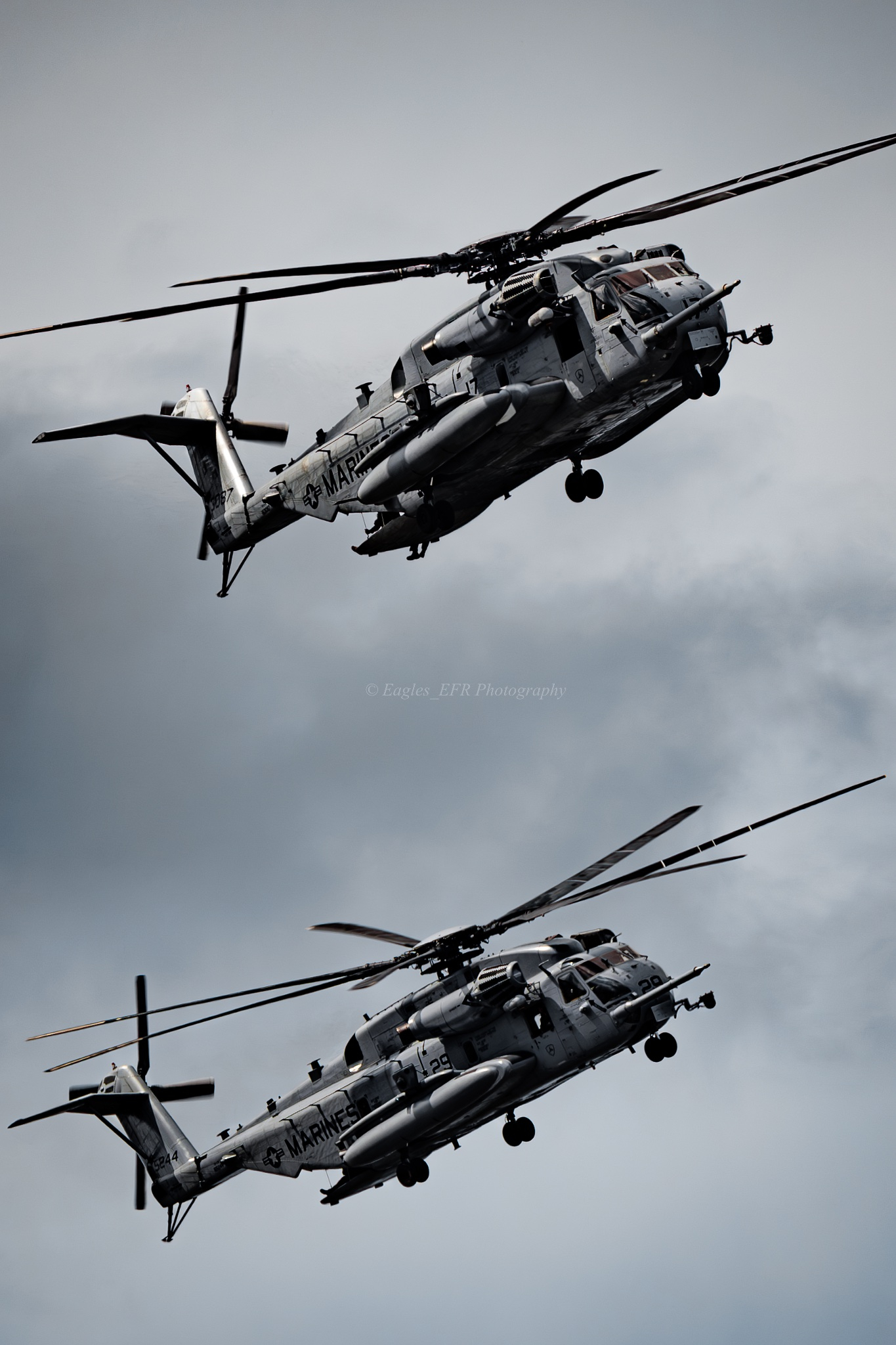 厚木基地上空的陆战队CH-53E超种马  by 鉄鳥斎 ​​​