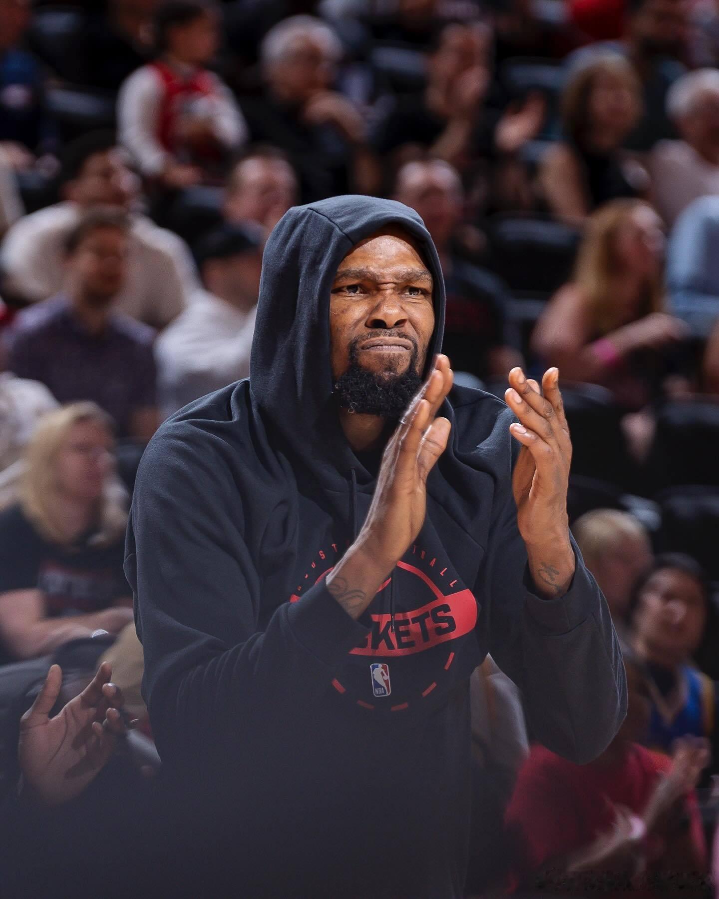 下场KD肯定会复出的！！！！！等待KD带我们赢！！！火箭vs湖人休斯顿火箭休斯顿