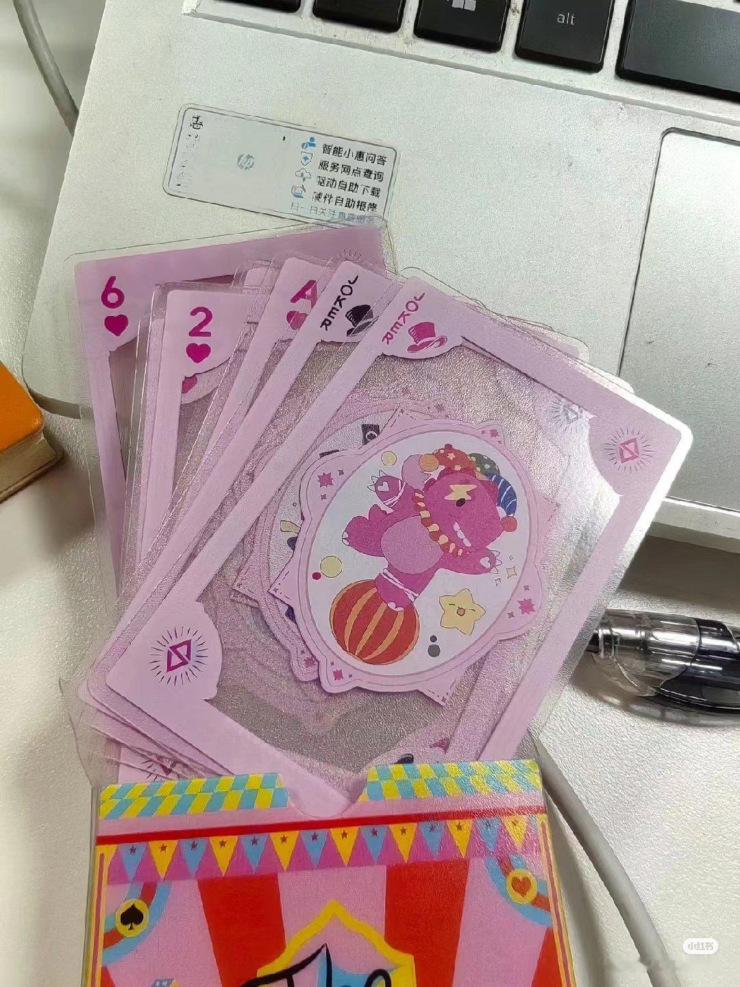汪苏泷大娱乐家的扑克牌好好看啊[舔屏][舔屏][舔屏]磨砂材质还更方便拿出来打扑