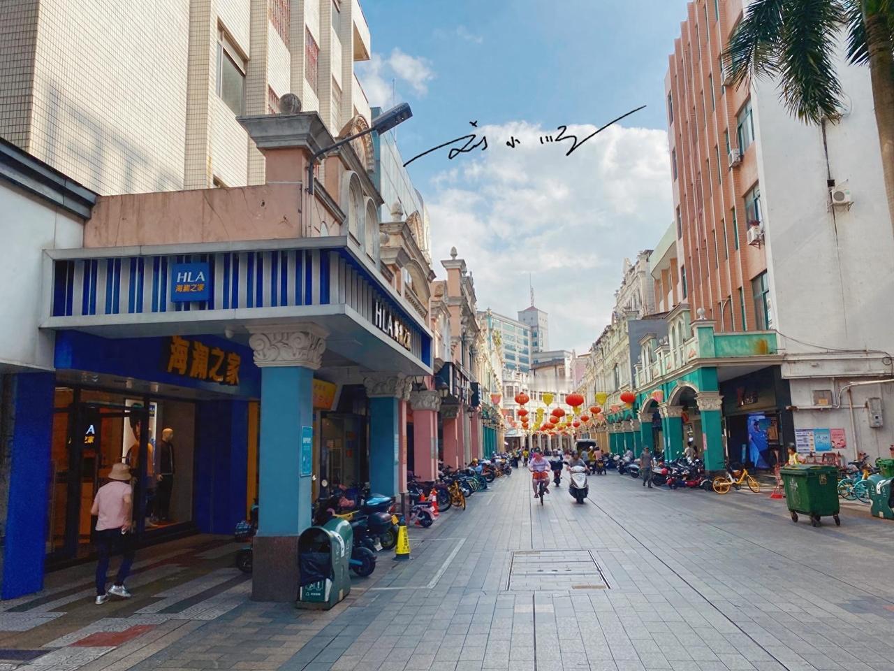 广东作为我国华南地区经济最发达的省份之一，不仅旅游资源丰富，其美食更是一大特色，