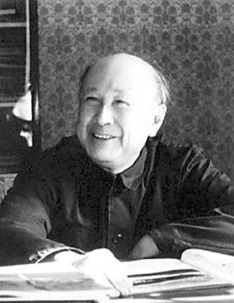 晚年，钱学森整天躺着，不爱说话，也不理人，家人以为他得了老年痴呆，谁知当医生问他