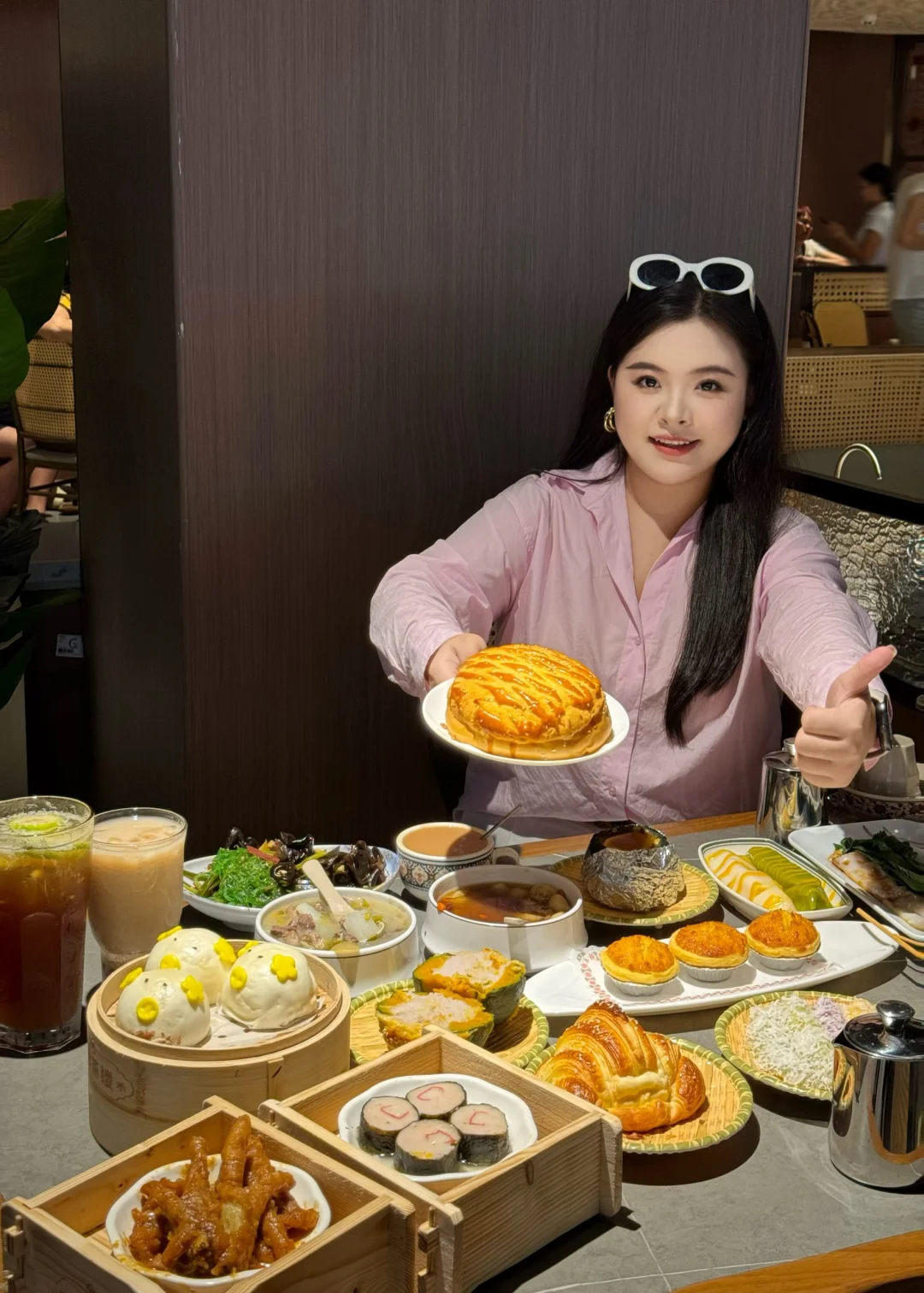 海口你真的……一边吃老爸茶一边看琼剧🥳