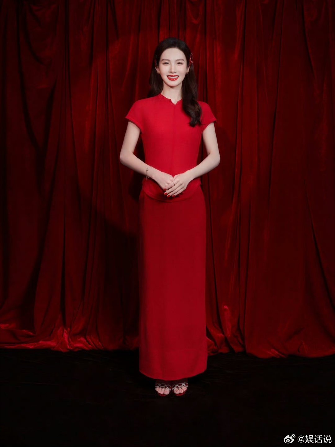 金晨15周年许个愿吧祝金晨15周年出道快乐！作品里角色鲜活有记忆点，每帧皆是用心