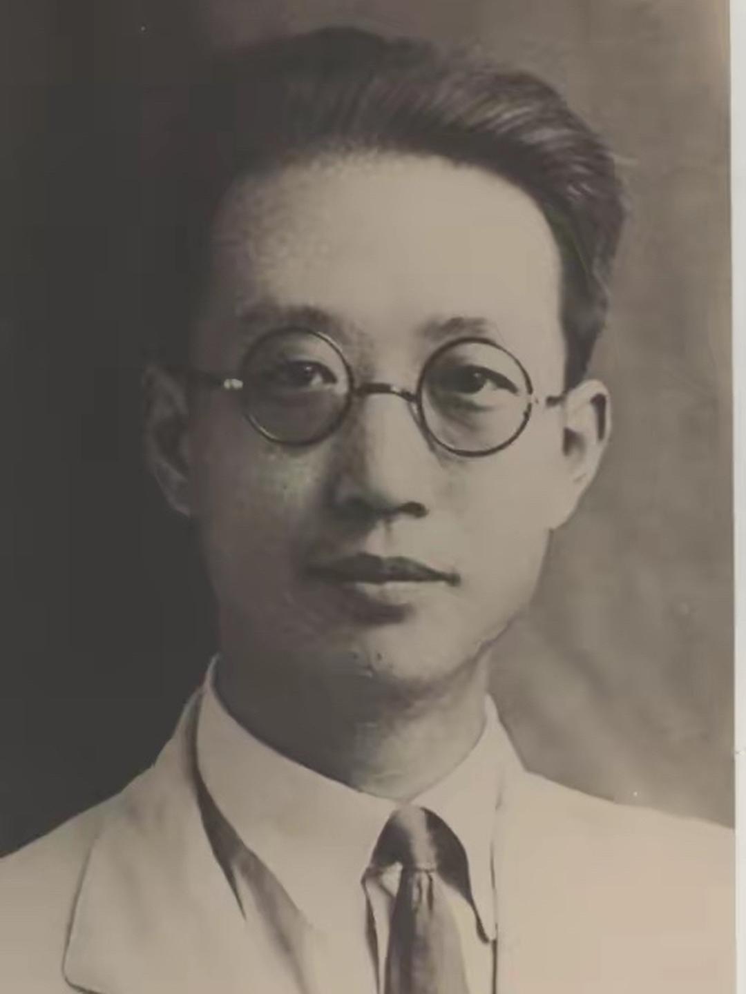 蒋介石最大的决策失误：错杀瞿秋白，让国民党失去了最后的人心！
1935年2月，瞿
