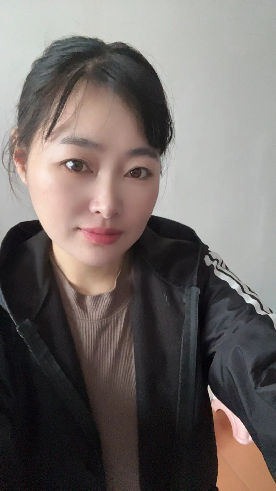 生活让我再等等， 可是我不知道等什么，等你，等他，还是等结果