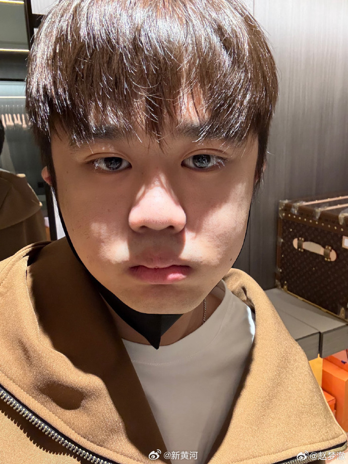 【辛巴大徒弟#赵梦澈宣布退网#：与辛选早已没有合同关系】#辛选回应赵梦澈退网# 