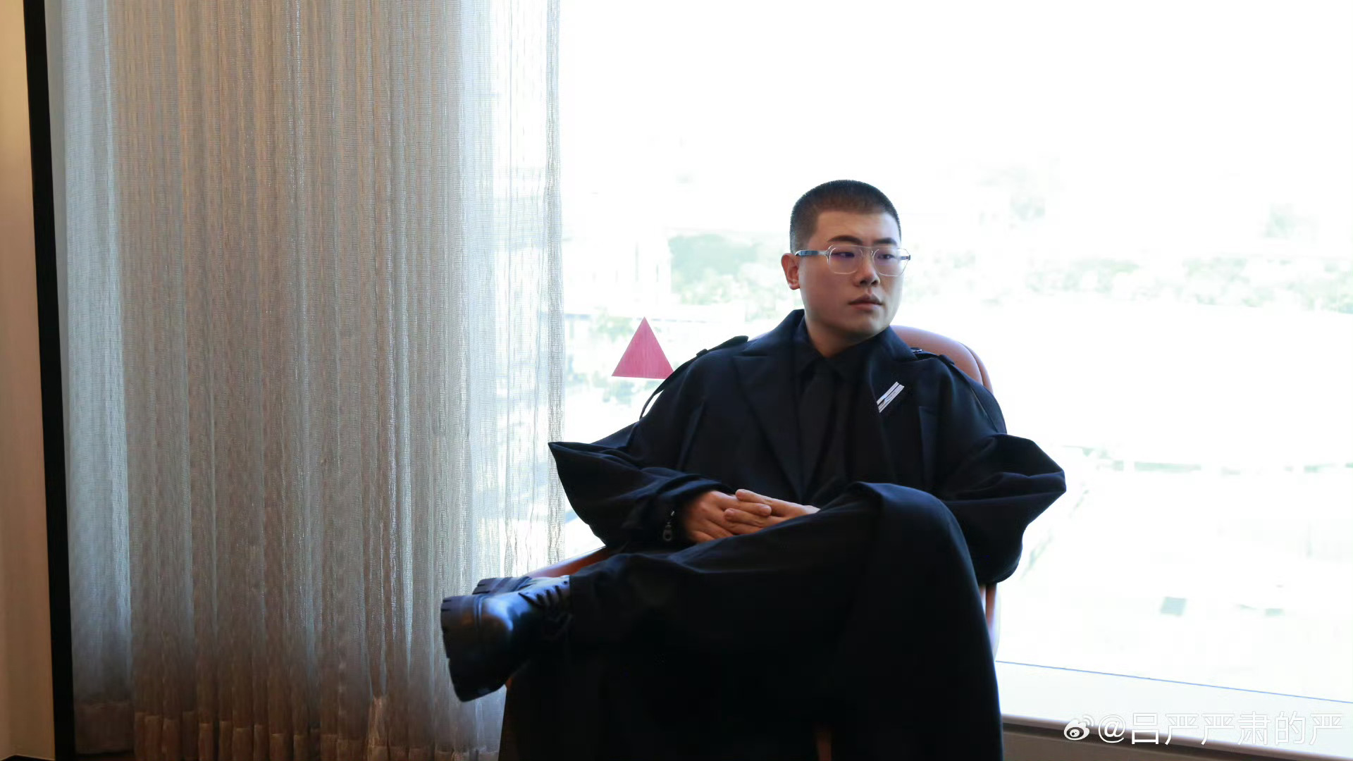 喜人真的升咖了吕严去录我家那小子也太惊喜了，和维嘉沈梦辰一起逛吃超欢乐。喜人一个