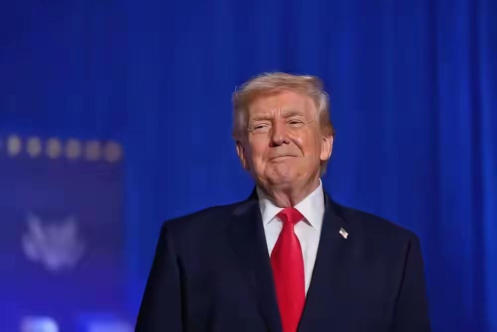 美伊战争已经结束了，美国大概率不会再打击伊朗了，因为美军最大的航母“福特”号，都