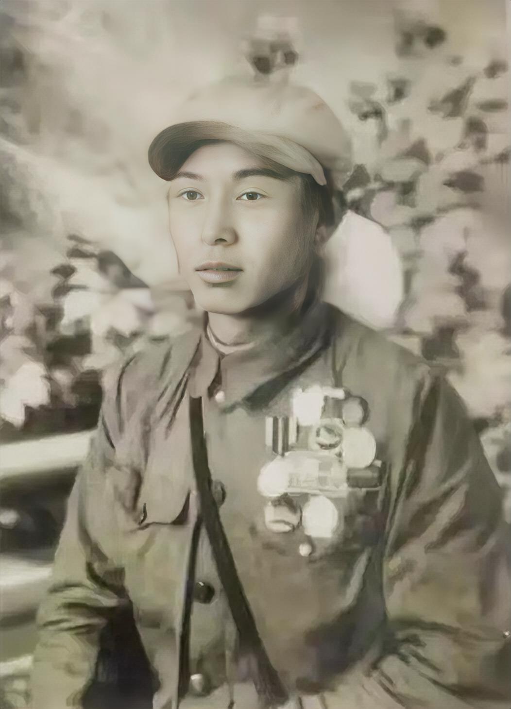 林波，1927 年生于山东文登，身为抗美援朝战斗英雄、通讯排长，他是无数英勇战士
