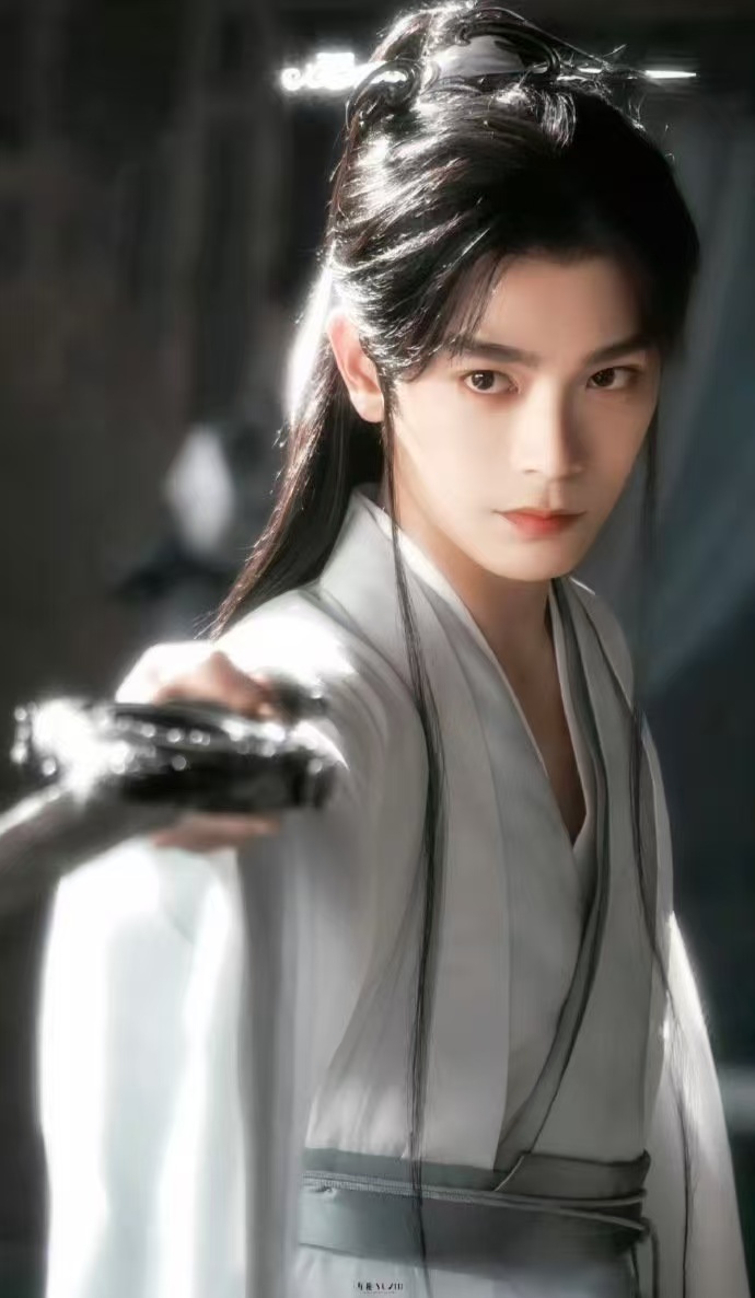 恰逢雨连天双顶流白鹿丁禹兮cp感白鹿丁禹兮cp感，大家觉得怎样样，恰逢雨连天双顶