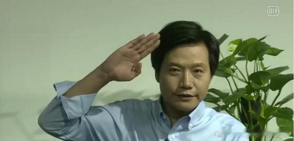 今晚的直播后半段真的有意思，雷子现在聊嗨了，今晚真是当脱口秀看了上次聊这么开心还