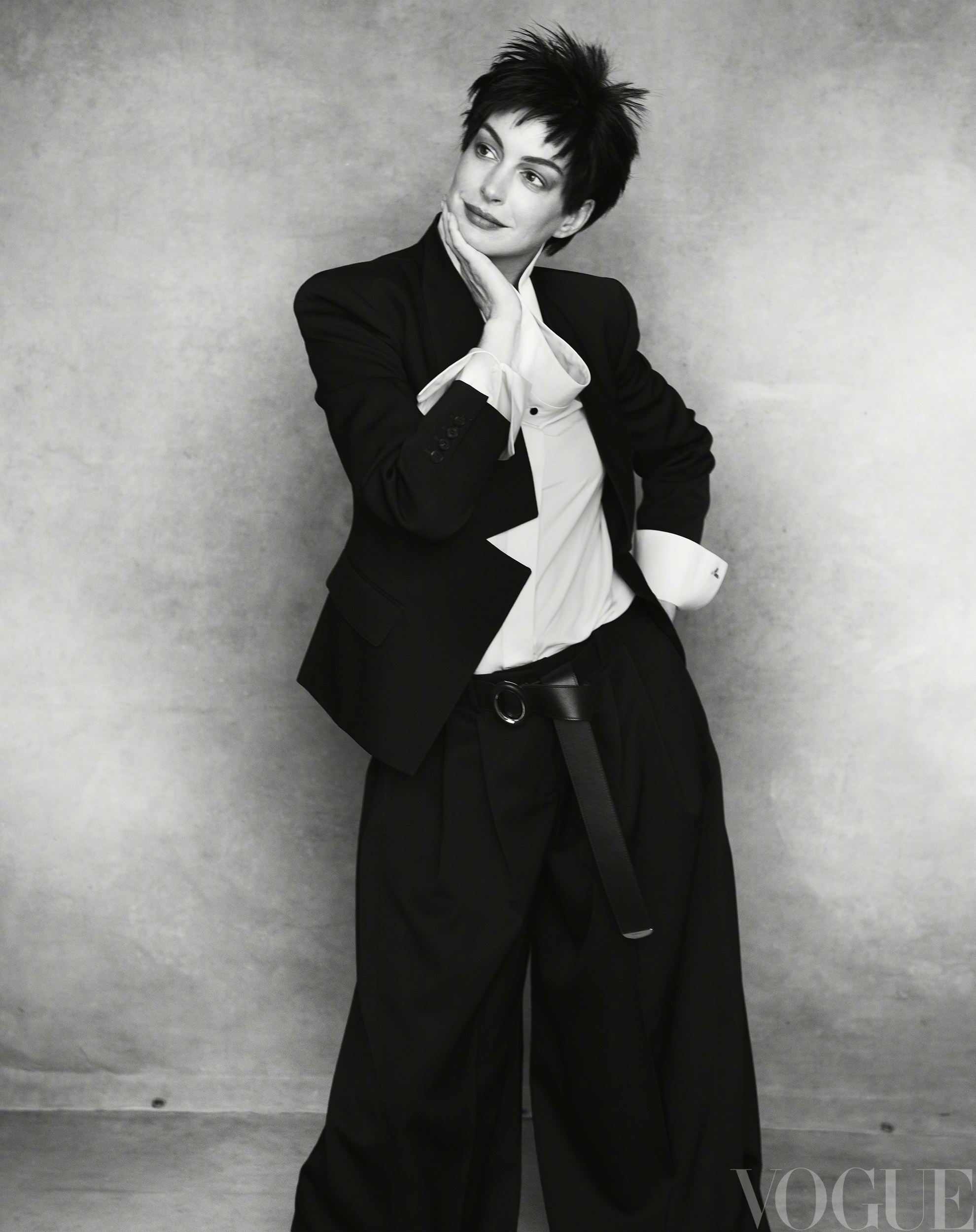 Anne Hathaway 登上《 VOGUE服饰与美容》 九月刊封面 安妮海瑟
