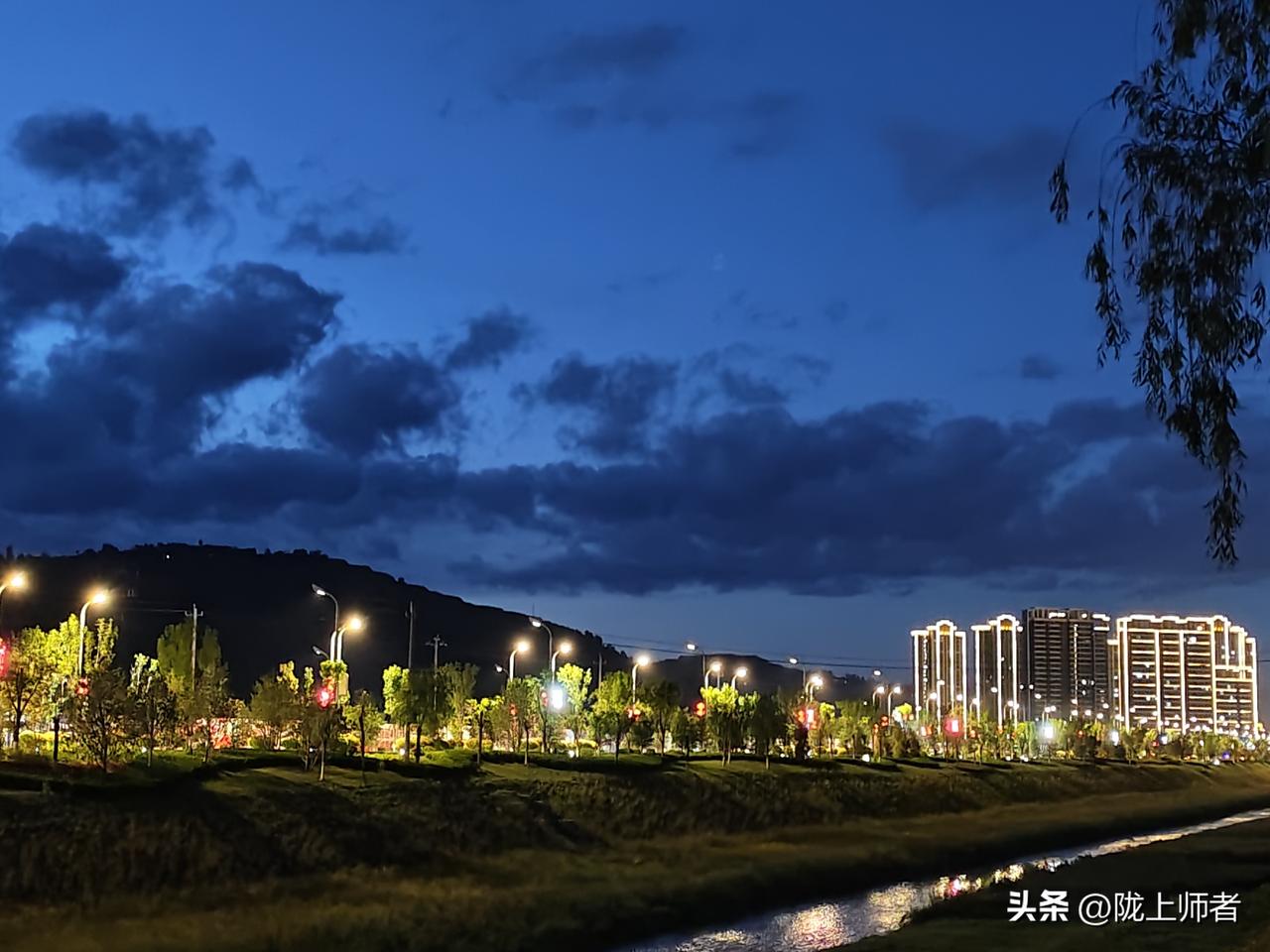 大雨过后的天空是不是感觉很美？