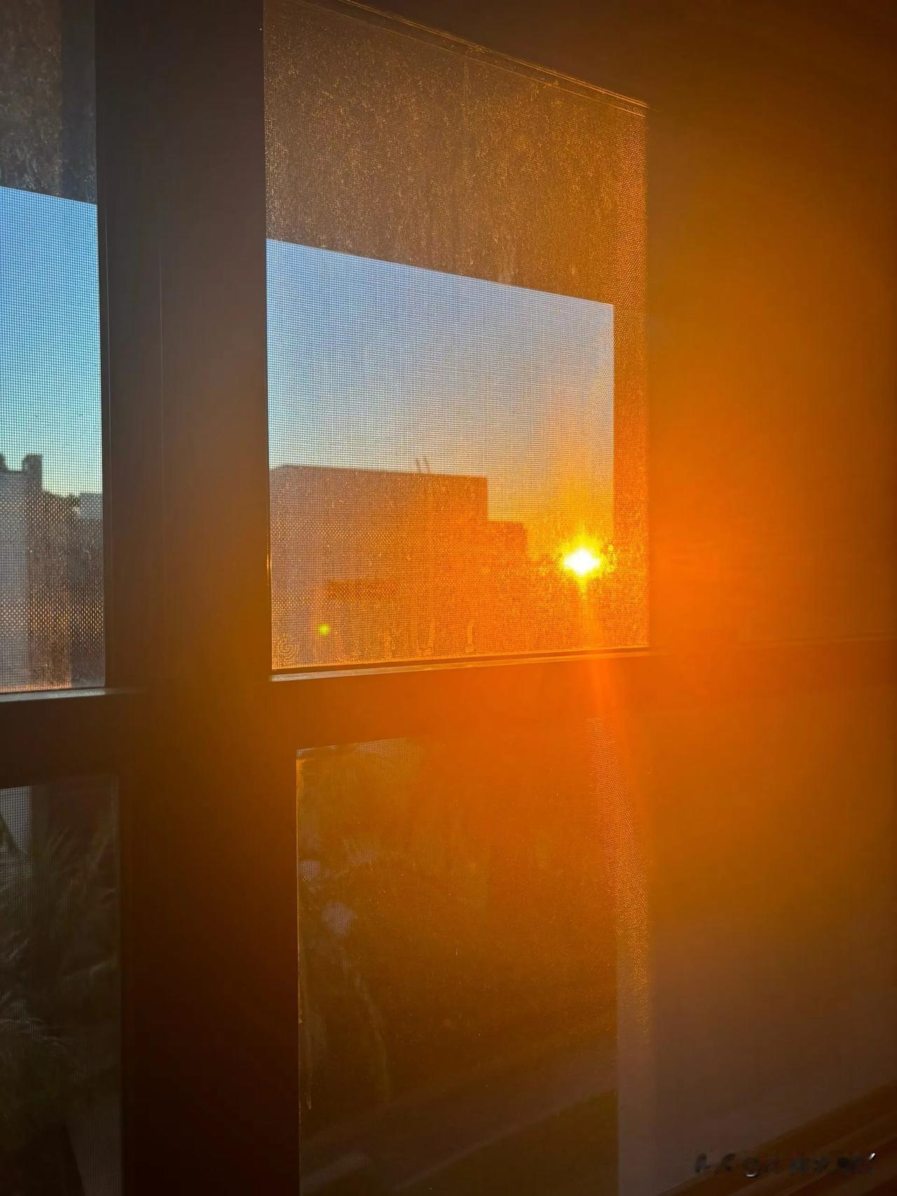 一个会等的人，自己永远有希望。一个不能等的人，经常是错过机会。机会要来的时候它是