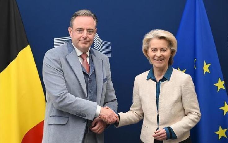 比利时硬刚欧盟！俄战败是白日梦？冻结的钱谁敢动？
 
最近国际上这事儿太有意思了