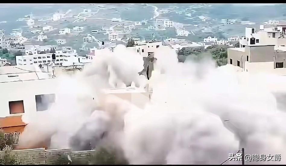 看来美国吹到天花板上的萨德反导系统也就那样，6天被伊朗炸毁了3套。

反导系统被