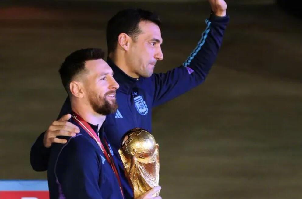 在西班牙媒体科贝电台的节目《El Partidazo》中，该媒体表示，皇马已经联