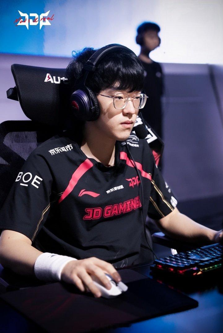 二等兵李汭燦出列！Scout蛇女无用阿狸昏头 最终战绩仅为8/13/3今日亚洲邀