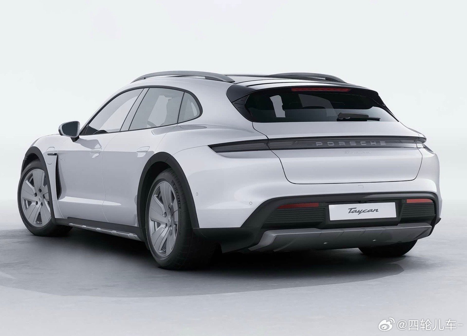 汽车  网友实拍尚界Z7T，设计成这样，和Taycan如何区分？挺没意思的。尚界