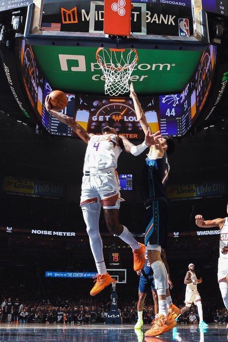 雷霆 120-107 太阳（雷霆 2-0 太阳）

雷霆以整体实力碾压 + 超级